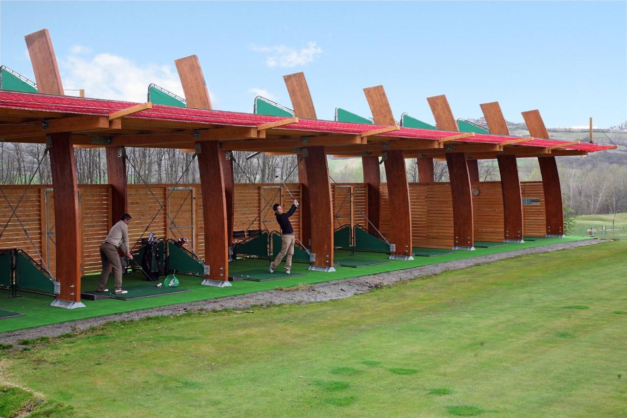 Golf Valcurone Ξενοδοχείο Momperone Εξωτερικό φωτογραφία