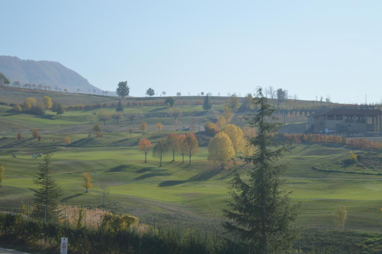 Golf Valcurone Ξενοδοχείο Momperone Εξωτερικό φωτογραφία